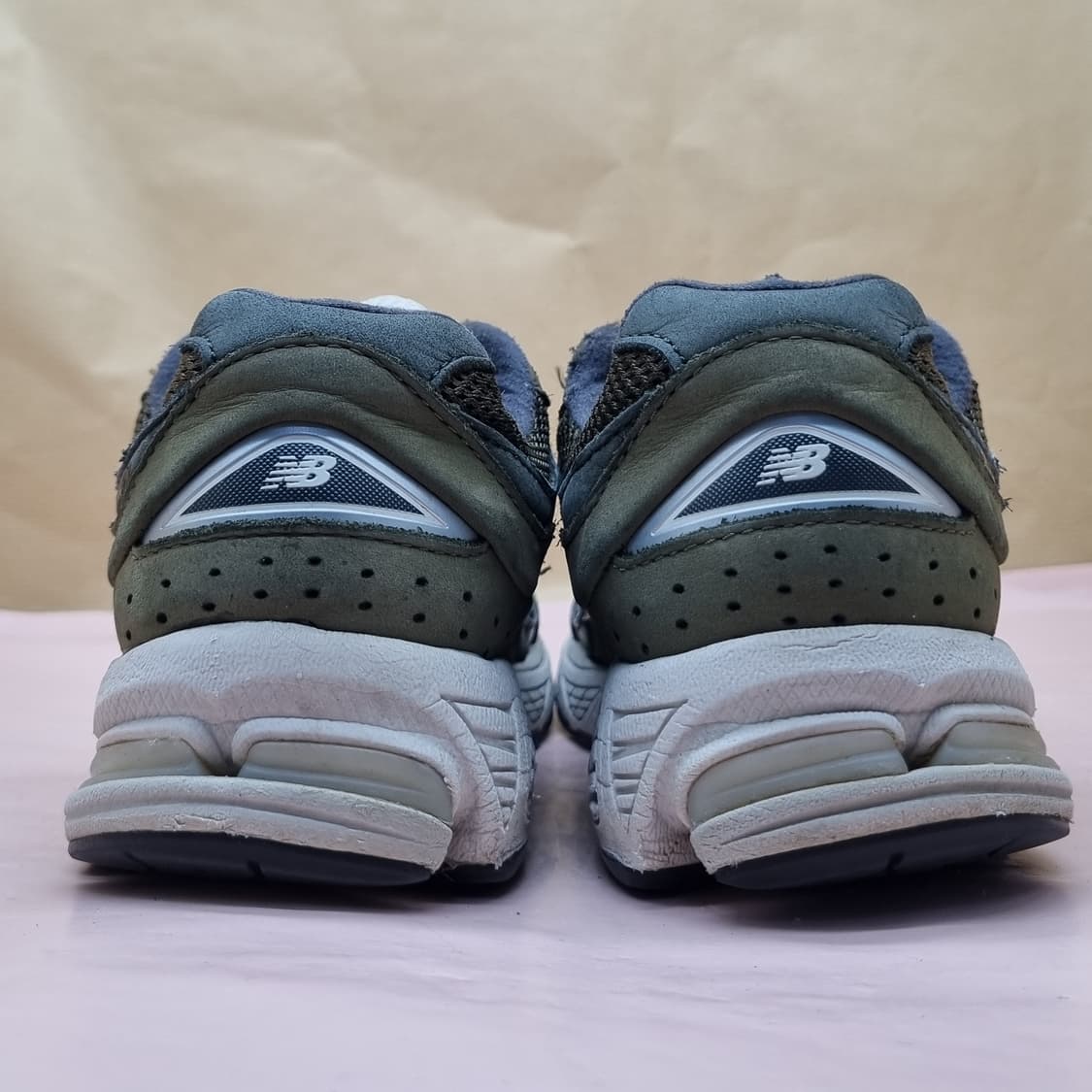 뉴발란스 2002R 운동화 225 상품이미지4