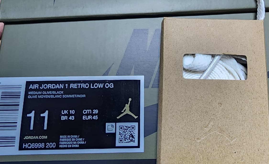 [290] 조던 1 레트로 로우 OG 미디움 올리브 앤 서밋 화이트 상품이미지4