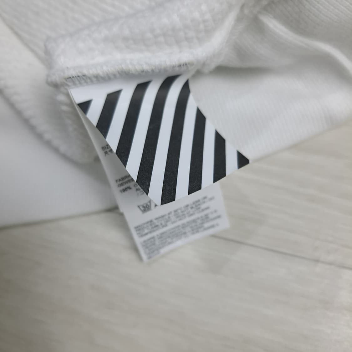 OFF WHITE 오프화이트 맨투맨 xs 상품이미지5