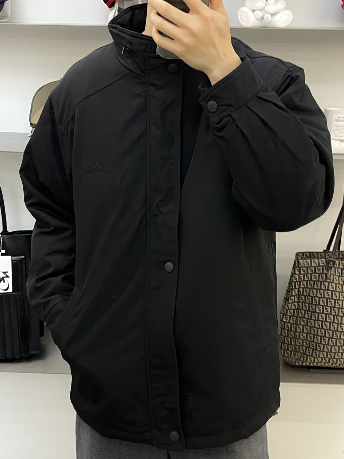 발렌시아가 90s BB 모드 로고 파카 상품이미지2