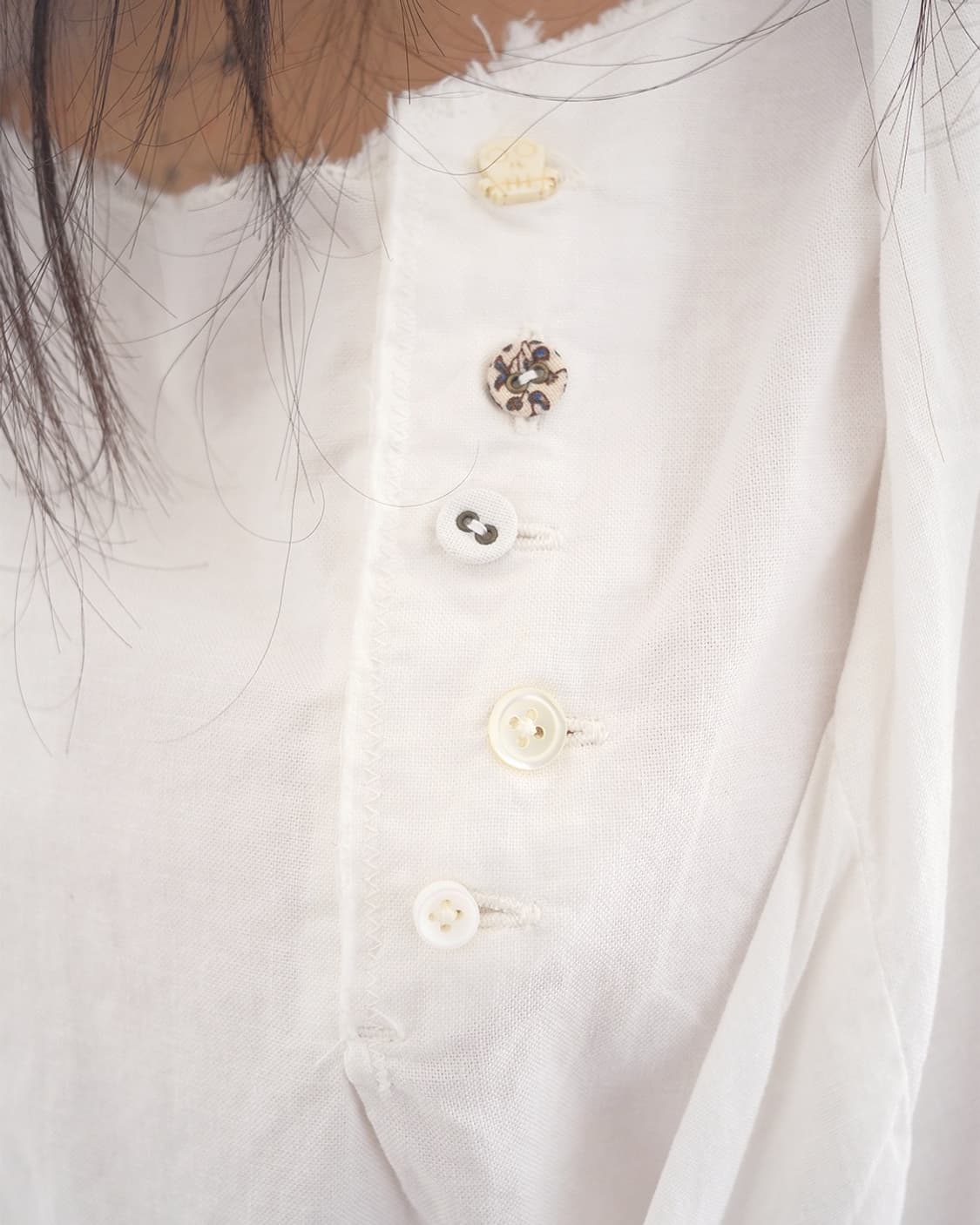 Skull button drape sleeveless 상품이미지3
