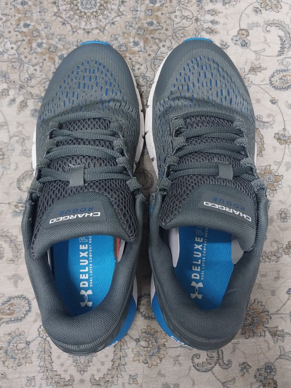 언더아머 차지드 로그2 런닝화 250mm 상품이미지6