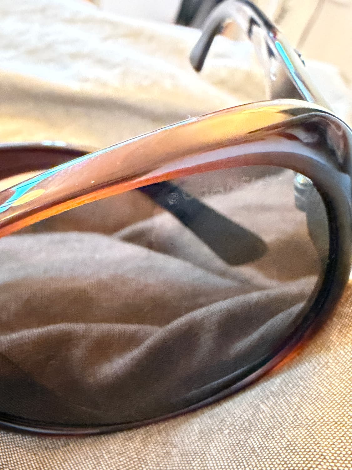 Chanel brown camellia sunglasses 상품이미지10