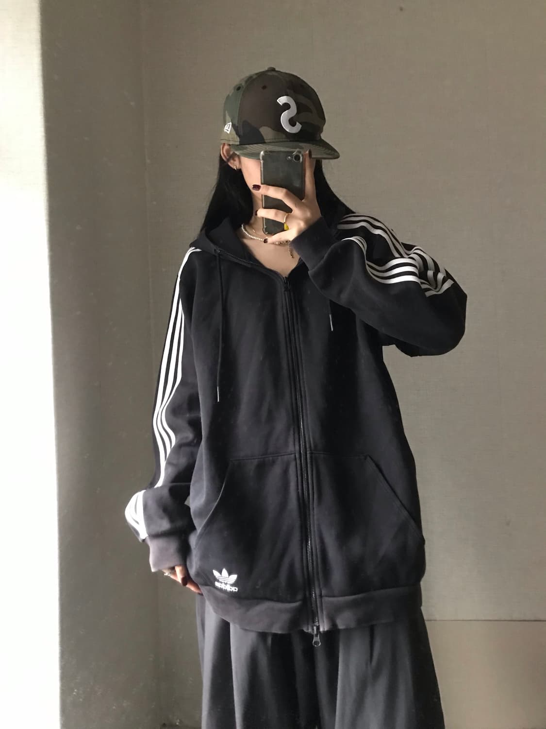 아디다스 블랙 오버핏 후드집업 상품이미지2