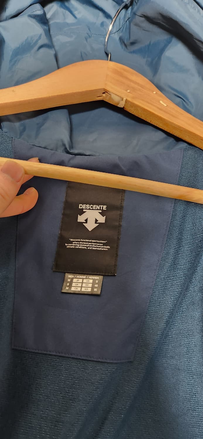 데상트 아우디 바람막이 후드 자켓 상품이미지7