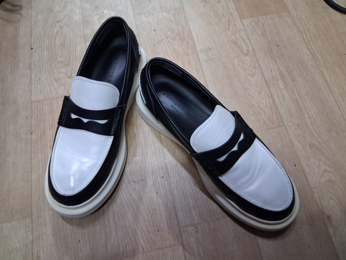 알렉산더 맥퀸 남성 페니로퍼 255사이즈 상품이미지1