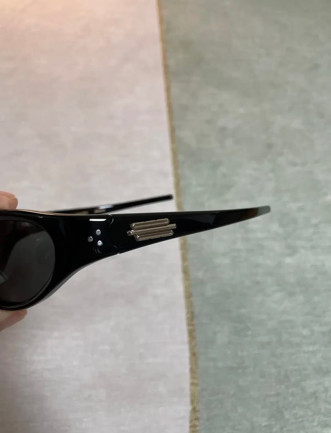 [F] 젠틀몬스터 제니 도넛 번 01 블랙 상품이미지6