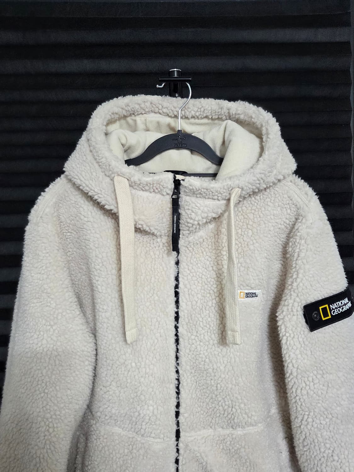 [내셔널지오그래픽] 플리스 후드집업 판매합니다. 상품이미지2