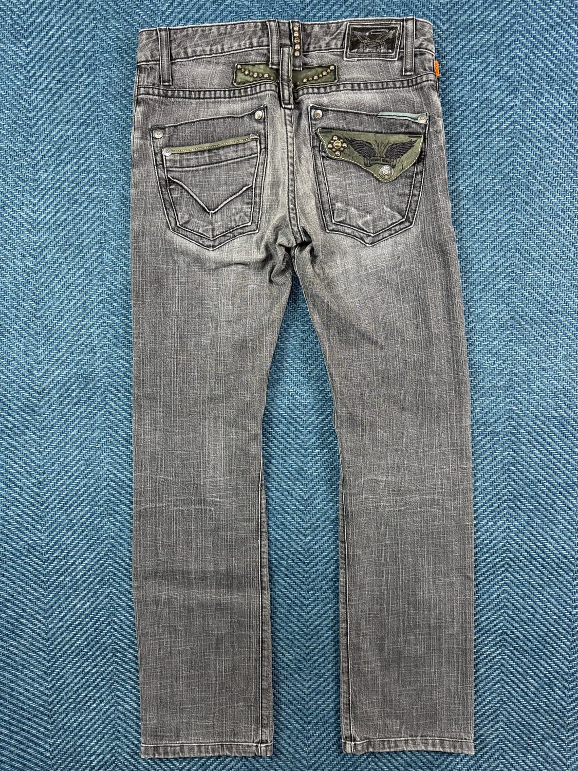 [Robin's Jean] 로빈스진 데님 팬츠 - 그레이 워싱 & 스터드 상품이미지3