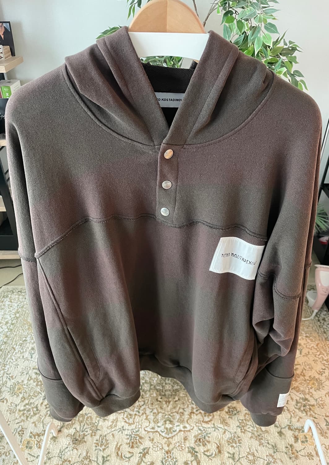 키코 코스타디노브 KK.01 후드 상품이미지3