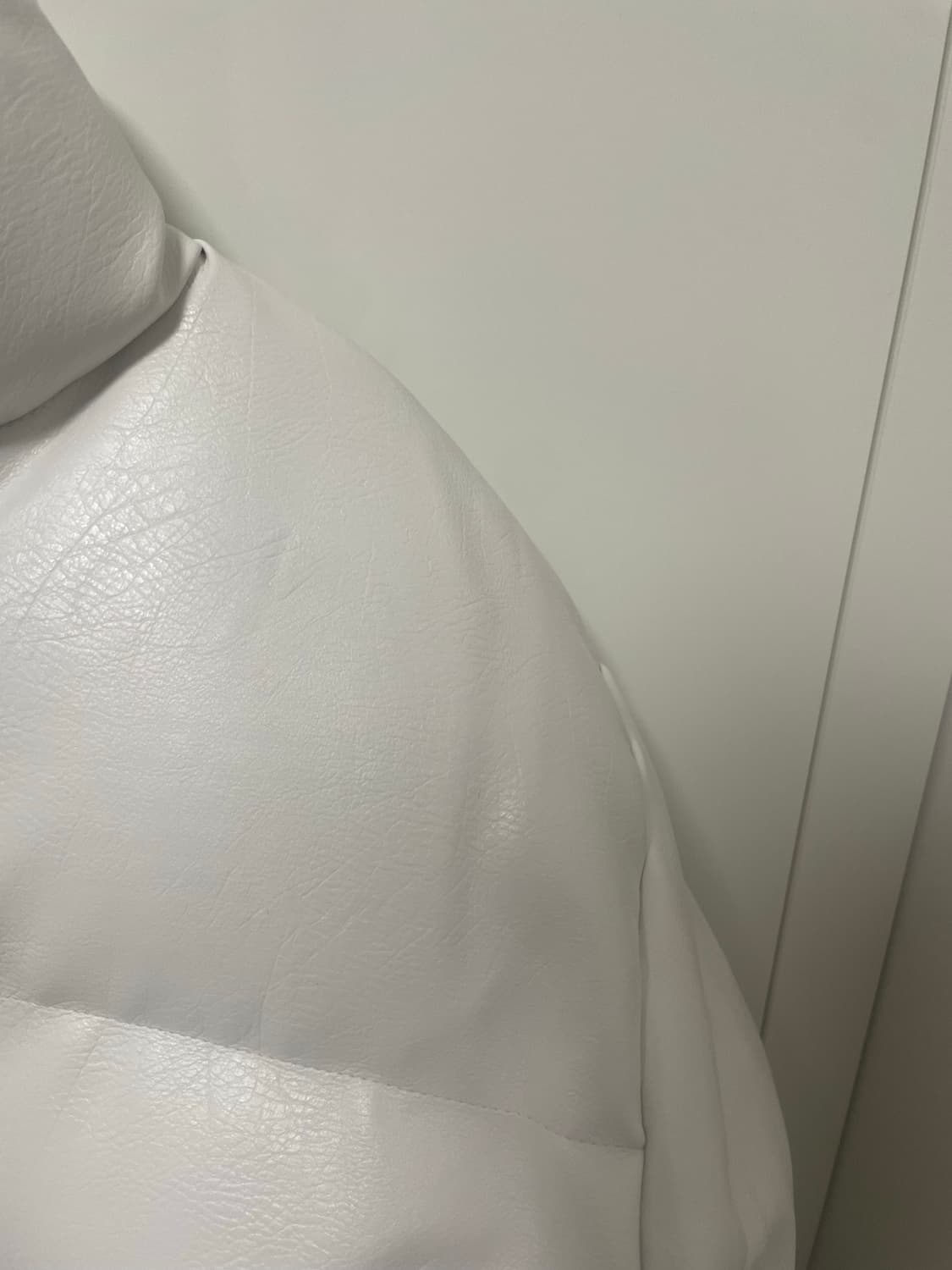 떠그클럽 레더패딩 상품이미지4