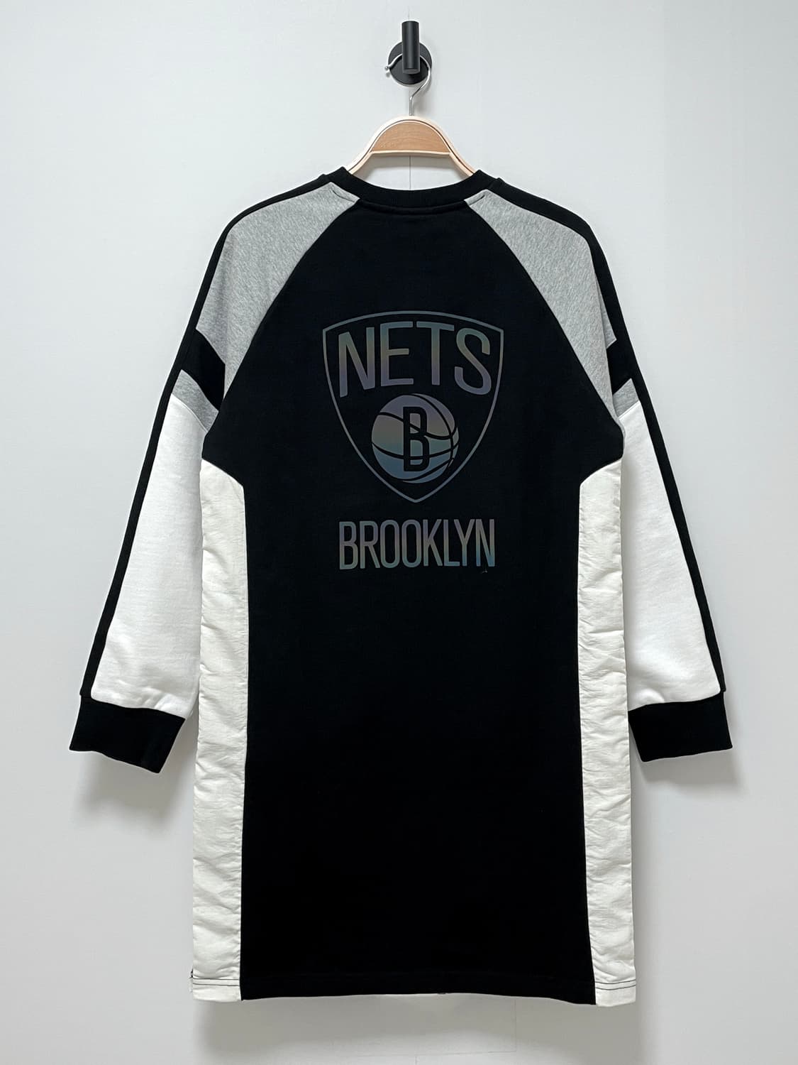 NBA 브루클린 네츠 사이드 스냅 롱 맨투맨 상품이미지3