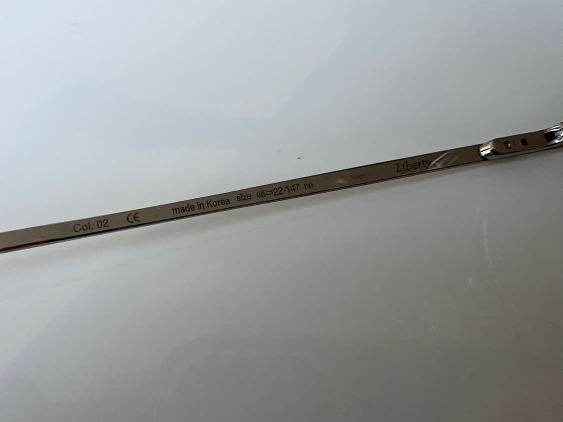 젠틀몬스터 리버티 Liberty Col.02 은색 안경테 상품이미지7