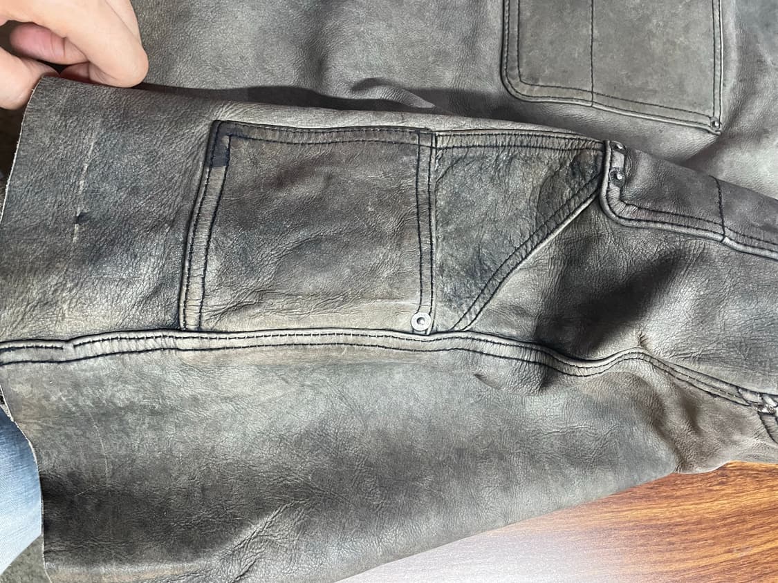 24년 H&M x 헤론 프레스톤 H2 소가죽 반바지 상품이미지4