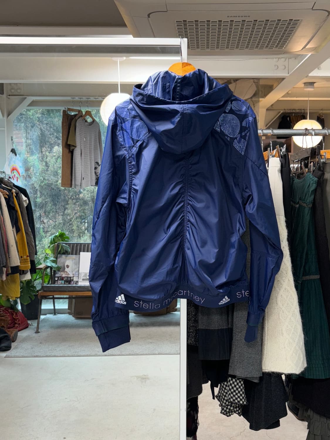아디다스 스텔라 매카트니 러닝자켓 상품이미지2