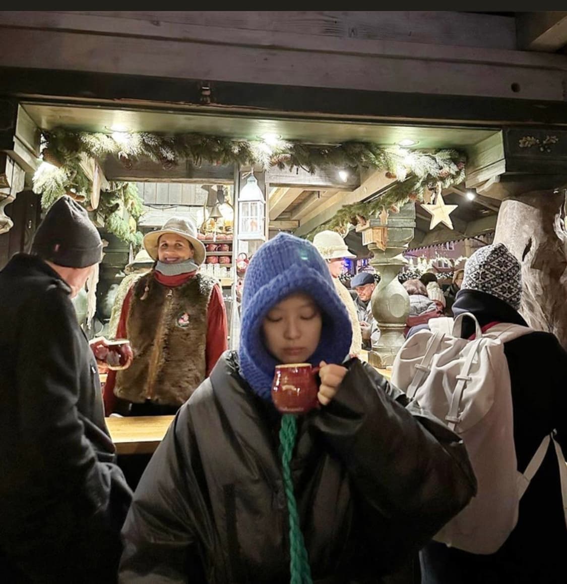 아모멘토 Duvet 숄 푸퍼 상품이미지5