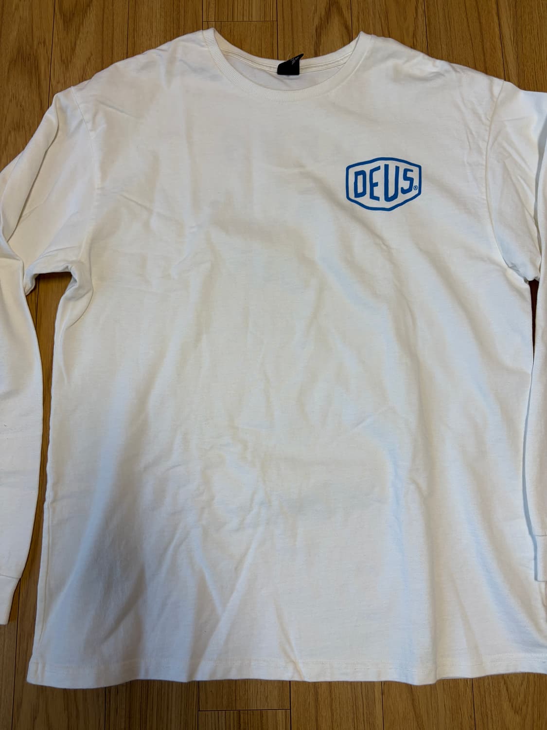 데우스 롱슬리브 상품이미지3