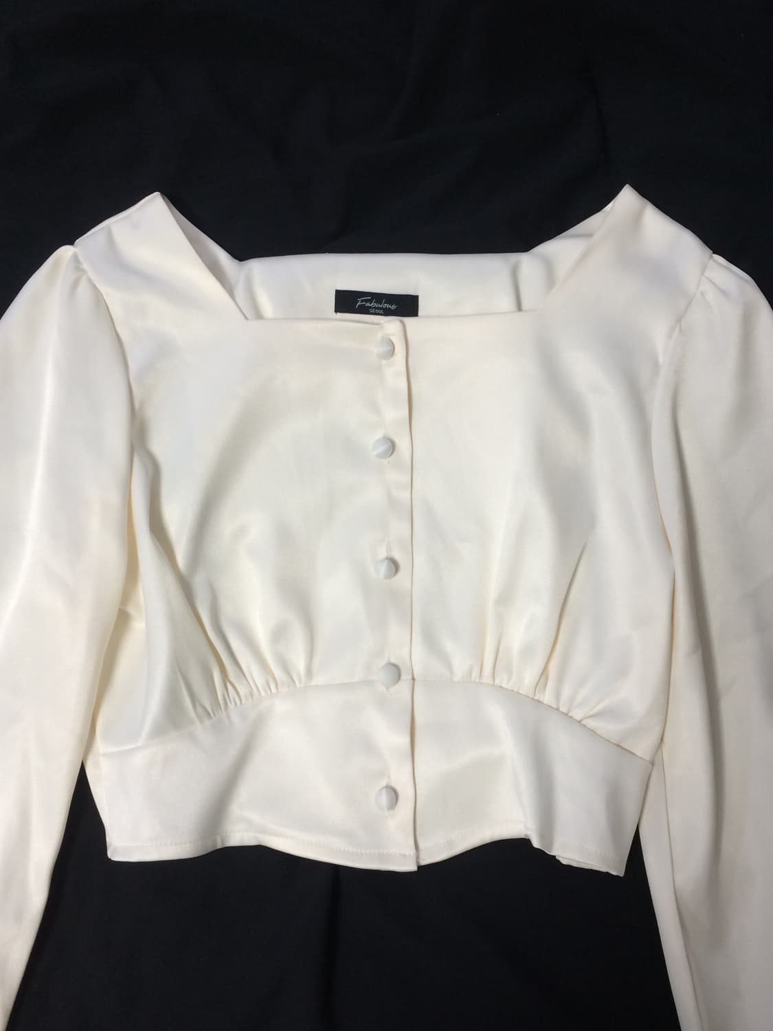 크롭 블라우스 아이보리 상품이미지1