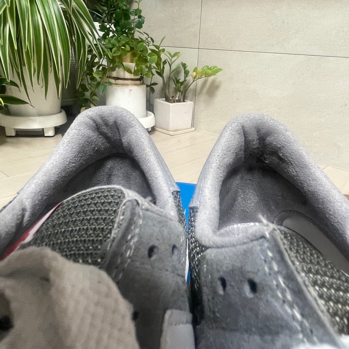 990v1 270 40주년 레드탭 상품이미지9