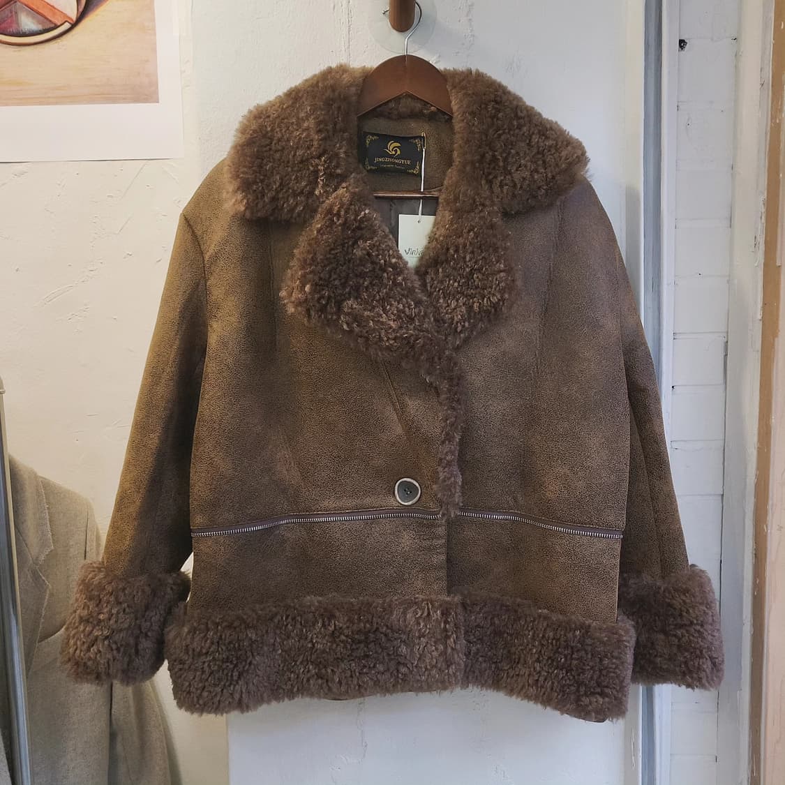 Jingzhongyue 브라운 카라 무스탕 상품이미지3