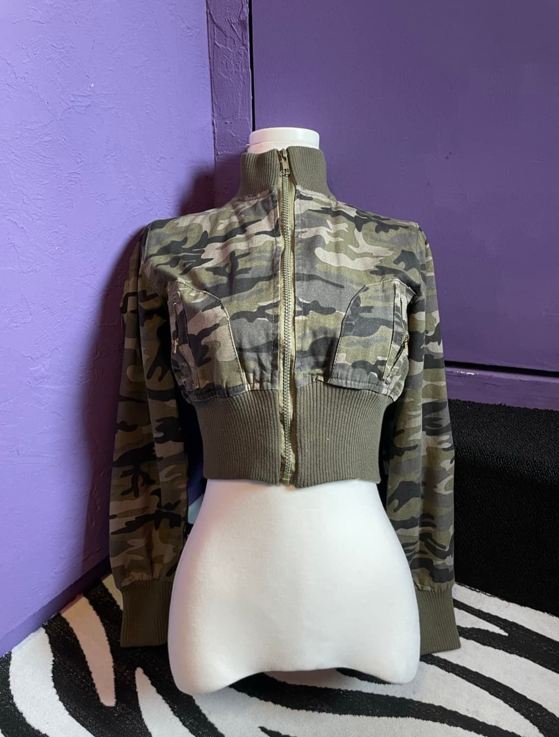 빈티지 Y2K 카모플라쥬 밀리터리 크롭 자켓 큐빈티지 와이즈걸 샵오공이 상품이미지3
