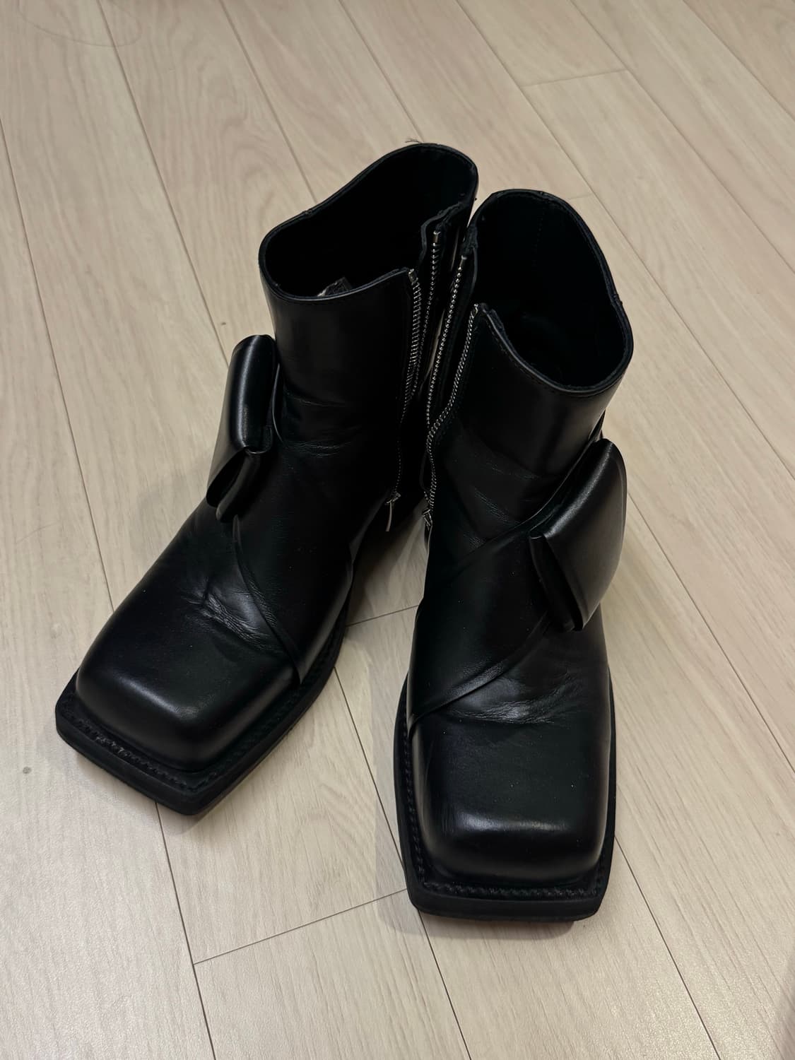 아크네 무수비 부츠 상품이미지2