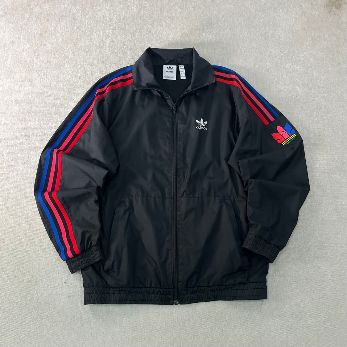 100 아디다스 신형 파이어버드 나일론 바람막이  상품이미지1