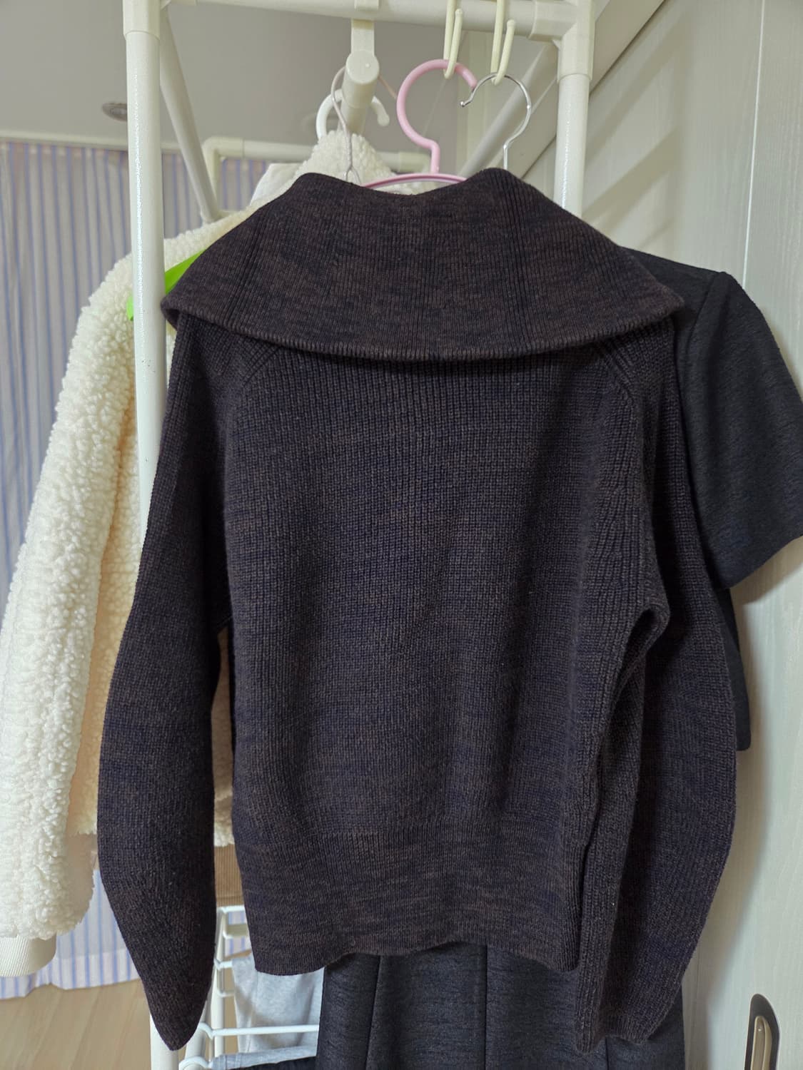 cos 코스 집니트 다크브라운 s 상품이미지3