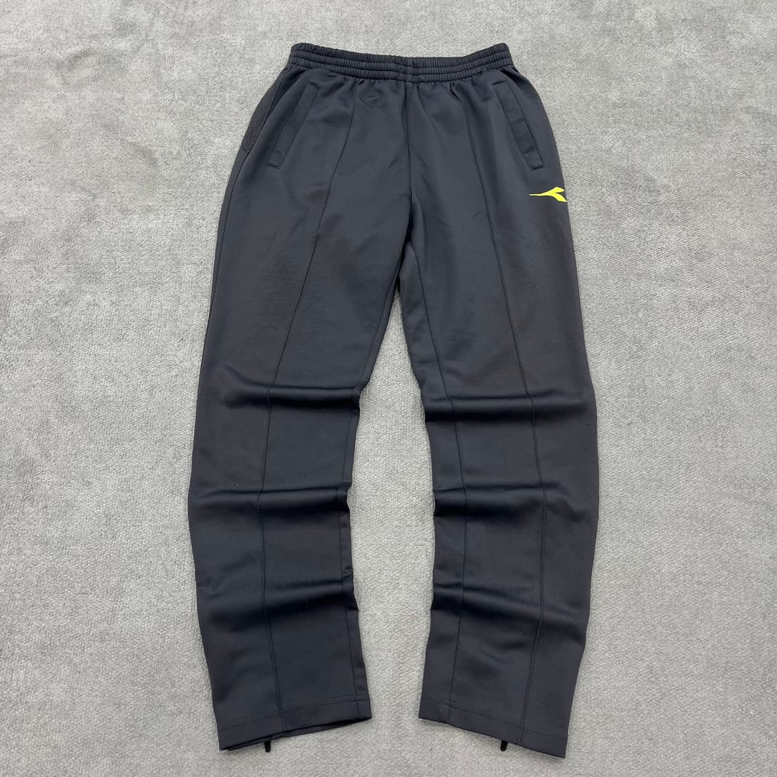 100 디아도라 트레이닝 팬츠 바지 상품이미지1