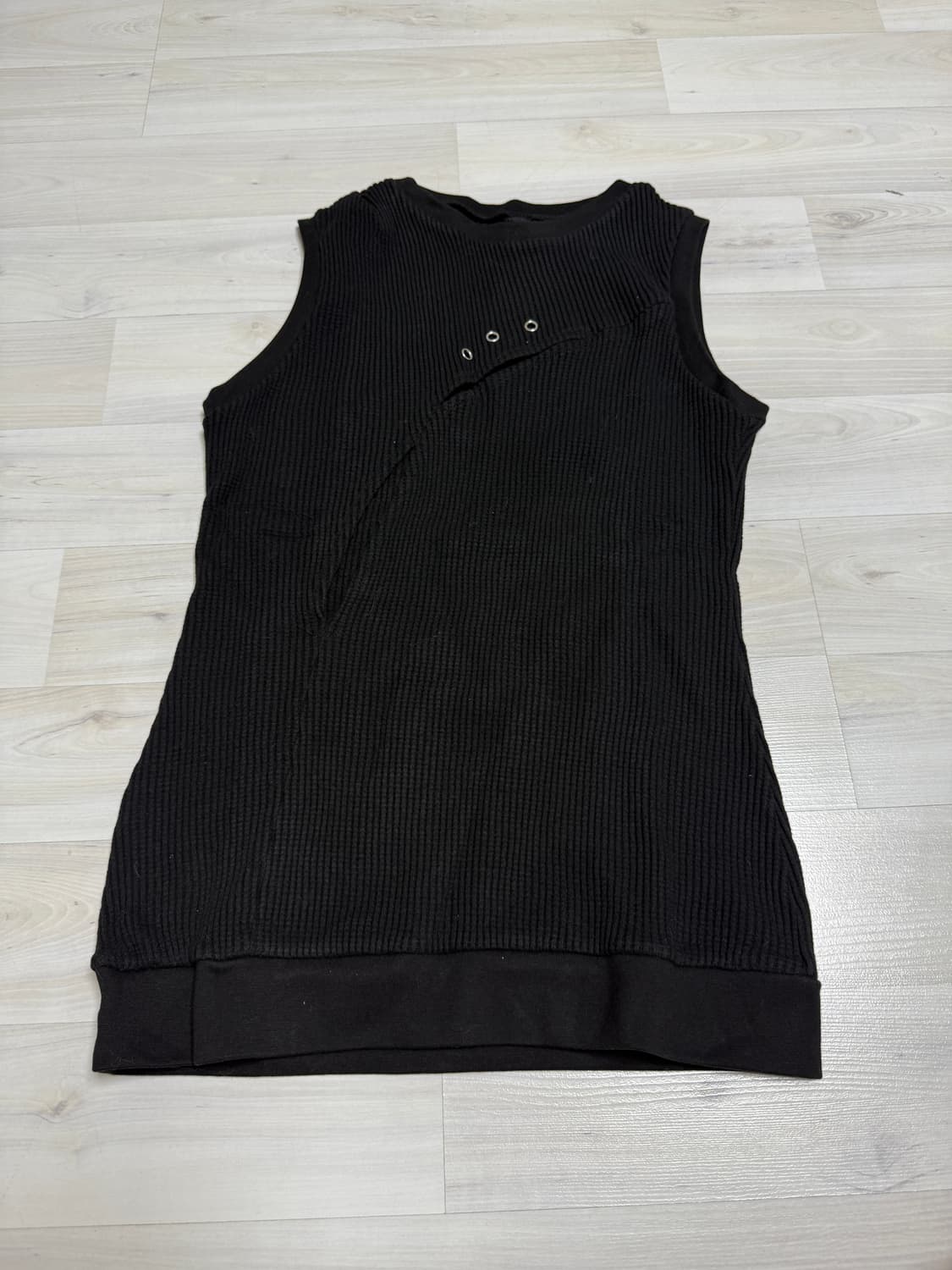 결 아일렛 포인트 슬리브리스 블랙 상품이미지8