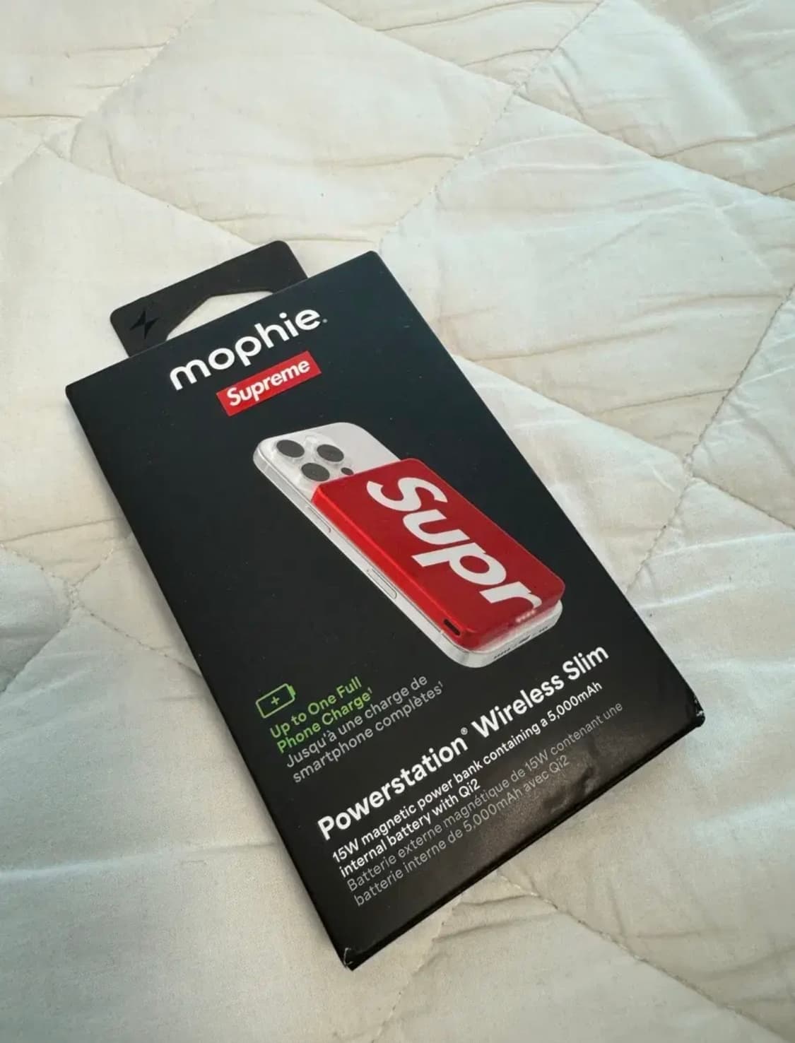 슈프림 모피 맥세이프 보조배터리 레드 5000mAh 상품이미지1