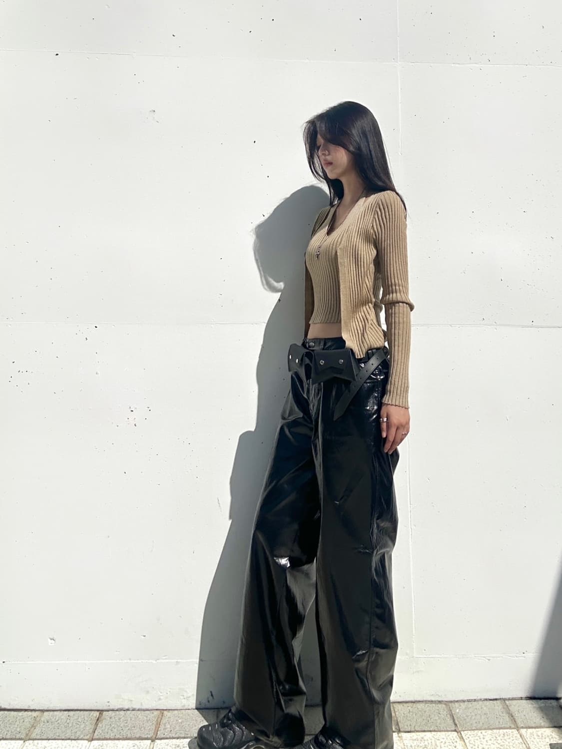 DEINET straight coated glossy pants 상품이미지4