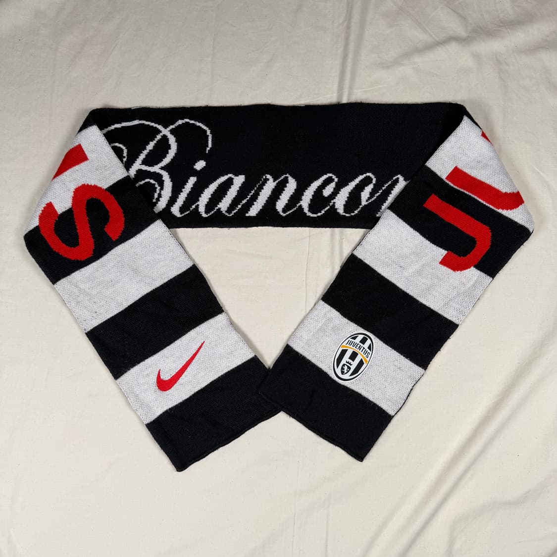 나이키 유벤투스 축구 머플러 목도리 상품이미지1