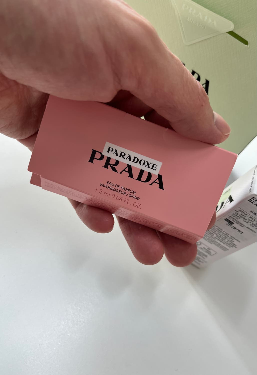 [새제품] 프라다 립밤 U001 아스트랄핑크 +패러독스 1.2mm 상품이미지6