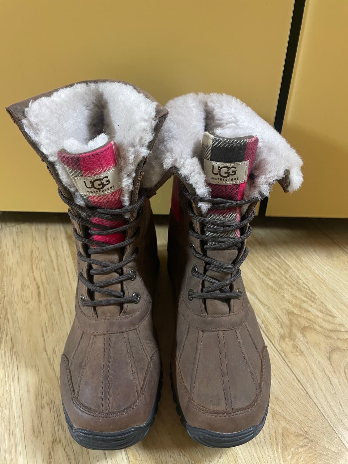UGG 아디론닥 부츠 (245) 상품이미지1