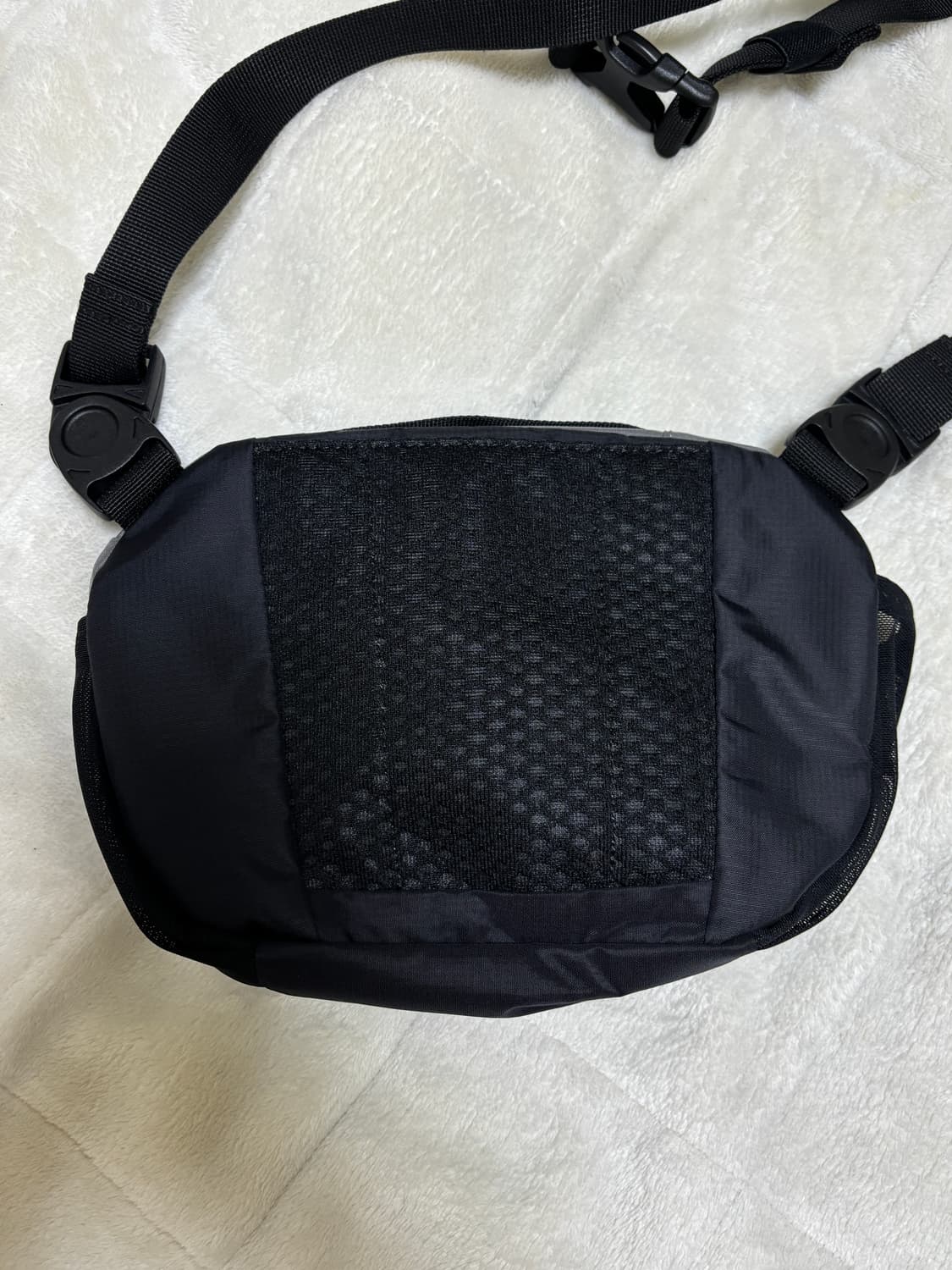 살로몬 MONT 02 힙색/슬링백 그레이 상품이미지2