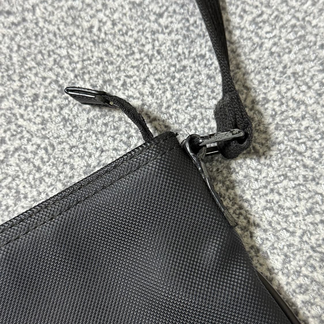 라코스테 크로스백 상품이미지5