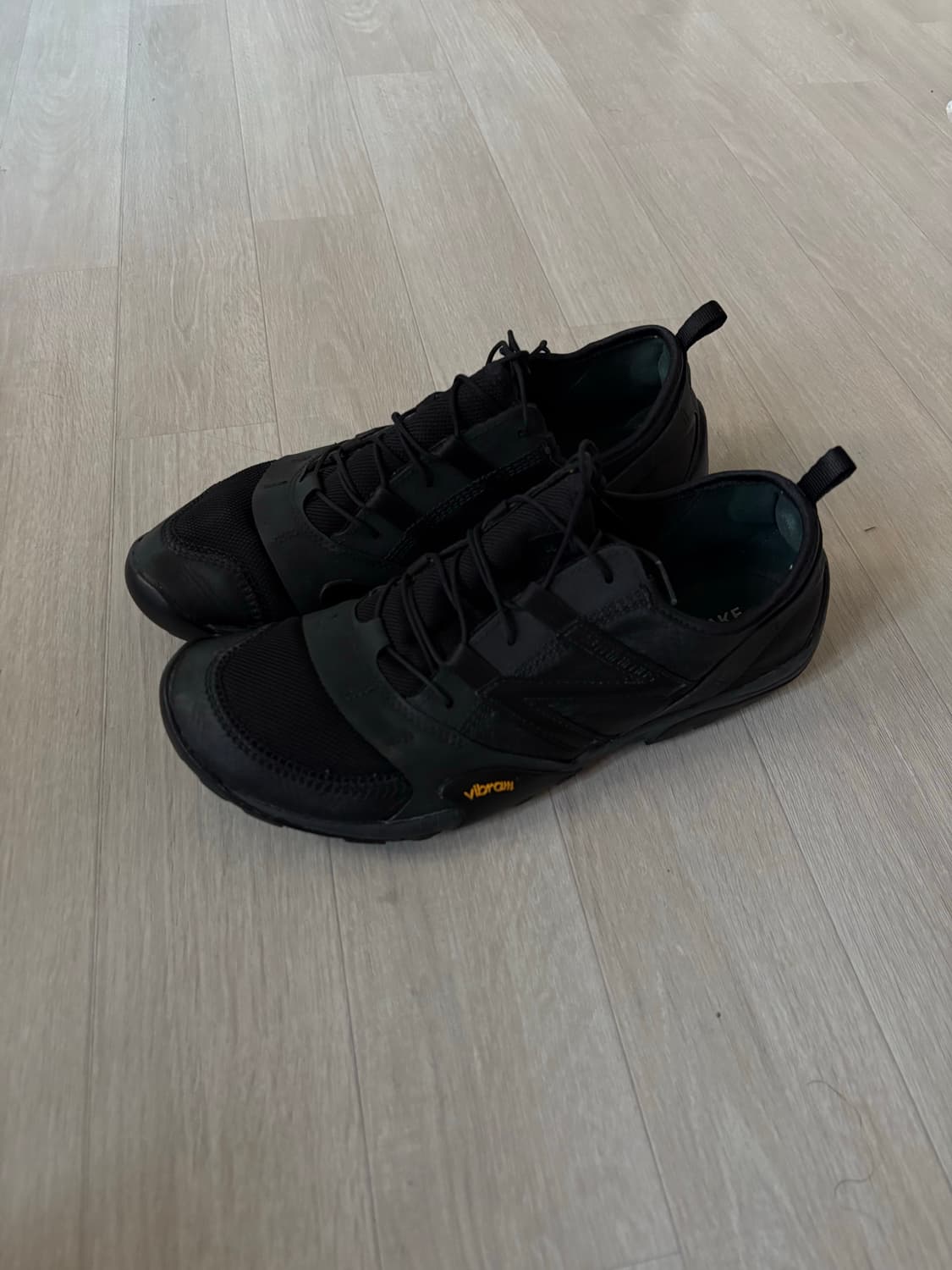 뉴발란스 이세이미야케 MT10O 상품이미지4