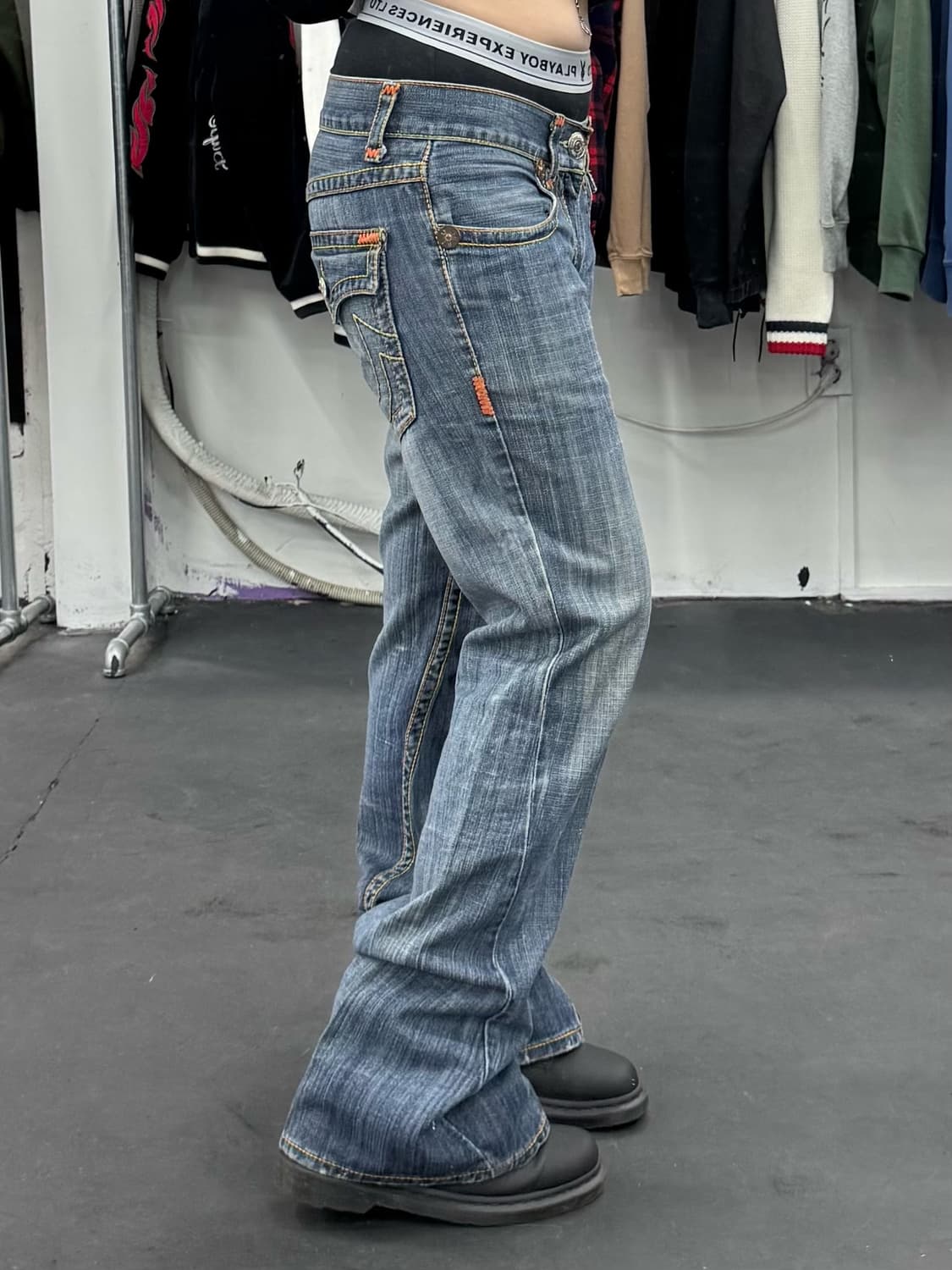 트루릴리전 조이 슈퍼티 부츠컷 데님팬츠 상품이미지2