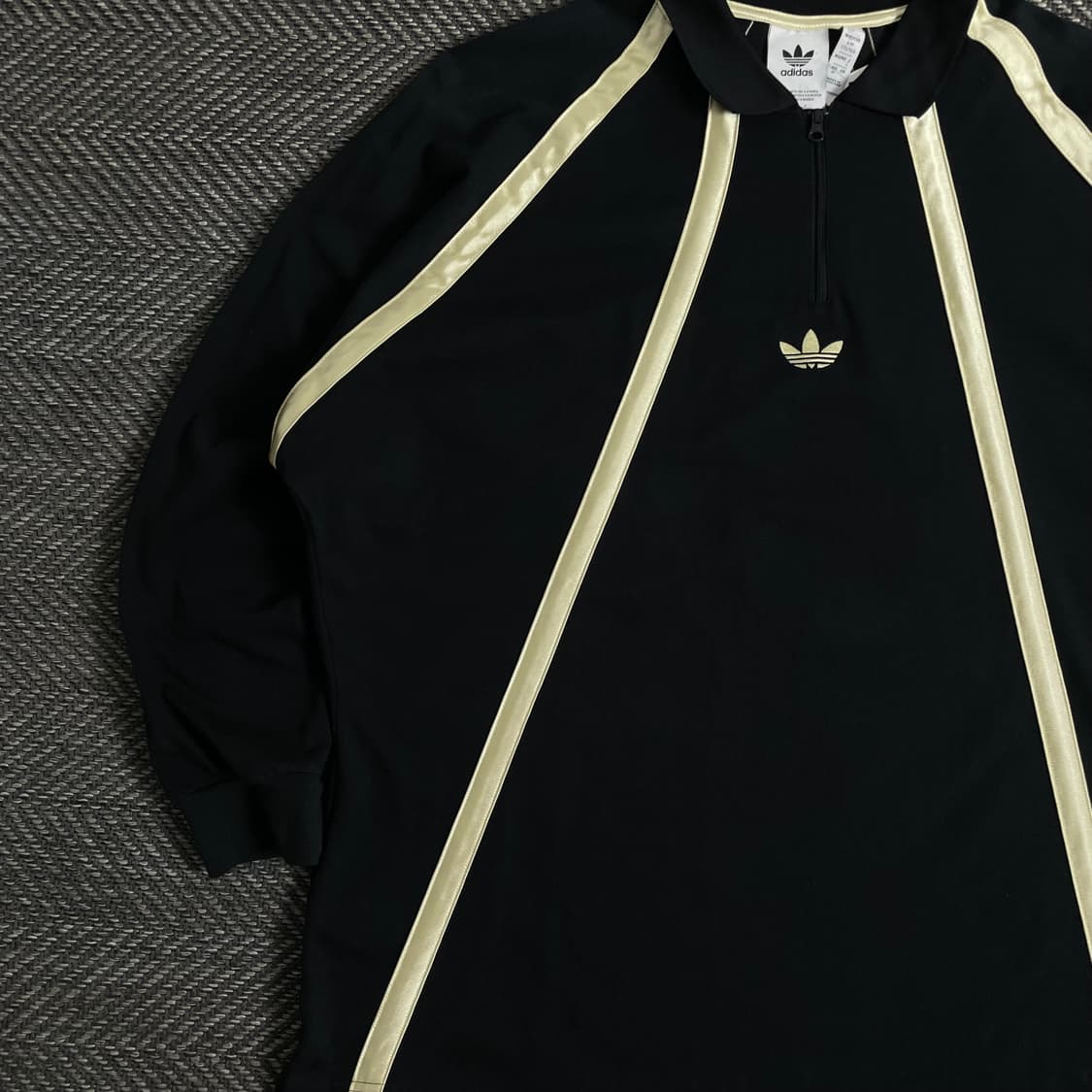 아디다스 센터로고 라이닝 디테일 트레이닝 트랙탑o 3139 상품이미지3