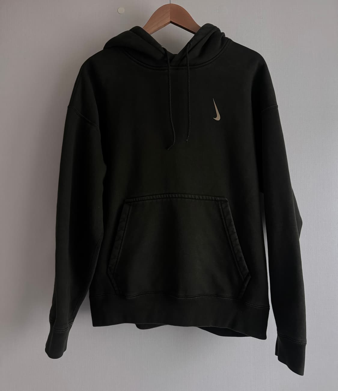 나이키NRG 빌리아일리시 솔로스우시 후드 카키 L 상품이미지1