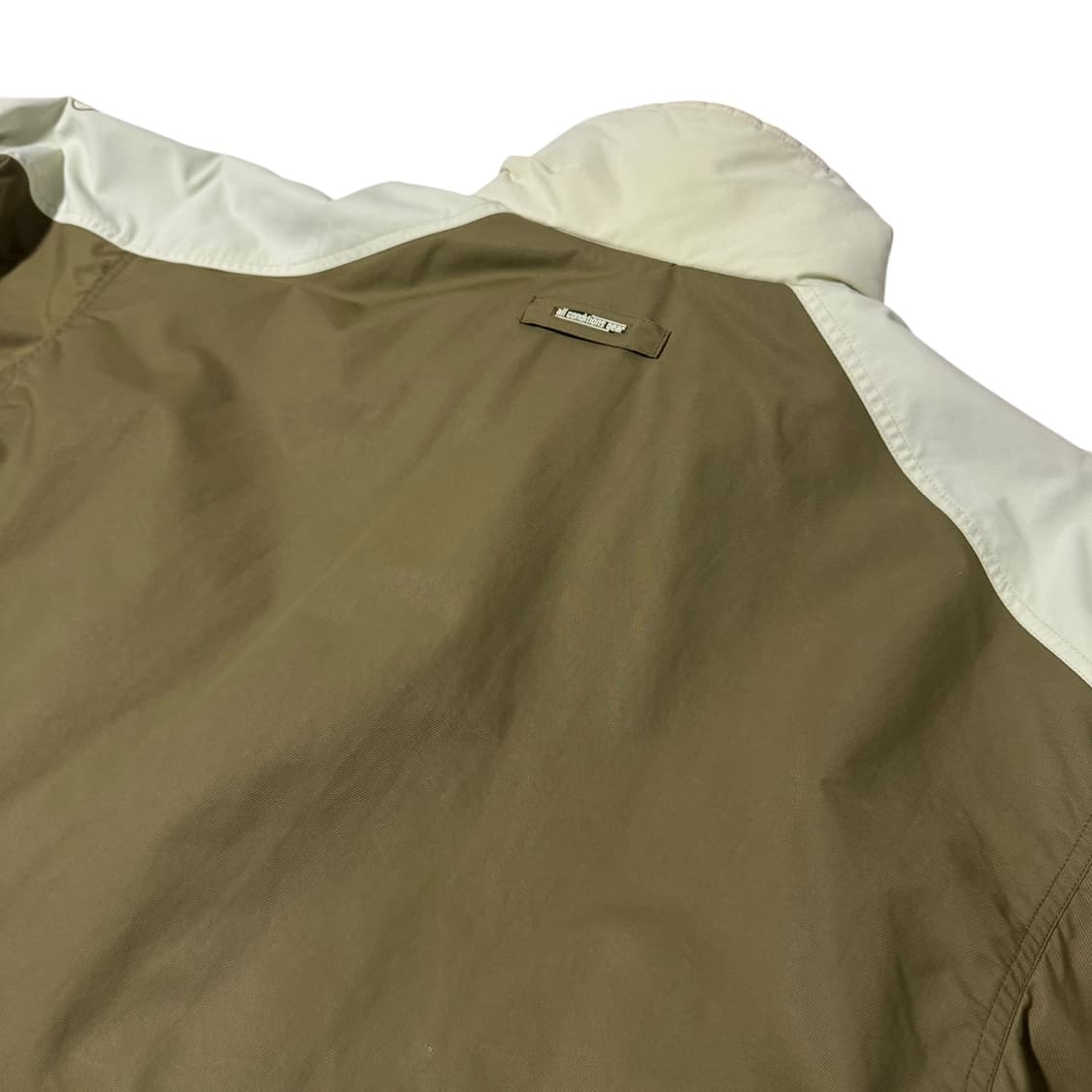 나이키 ACG 올리브카키 바람막이 상품이미지4