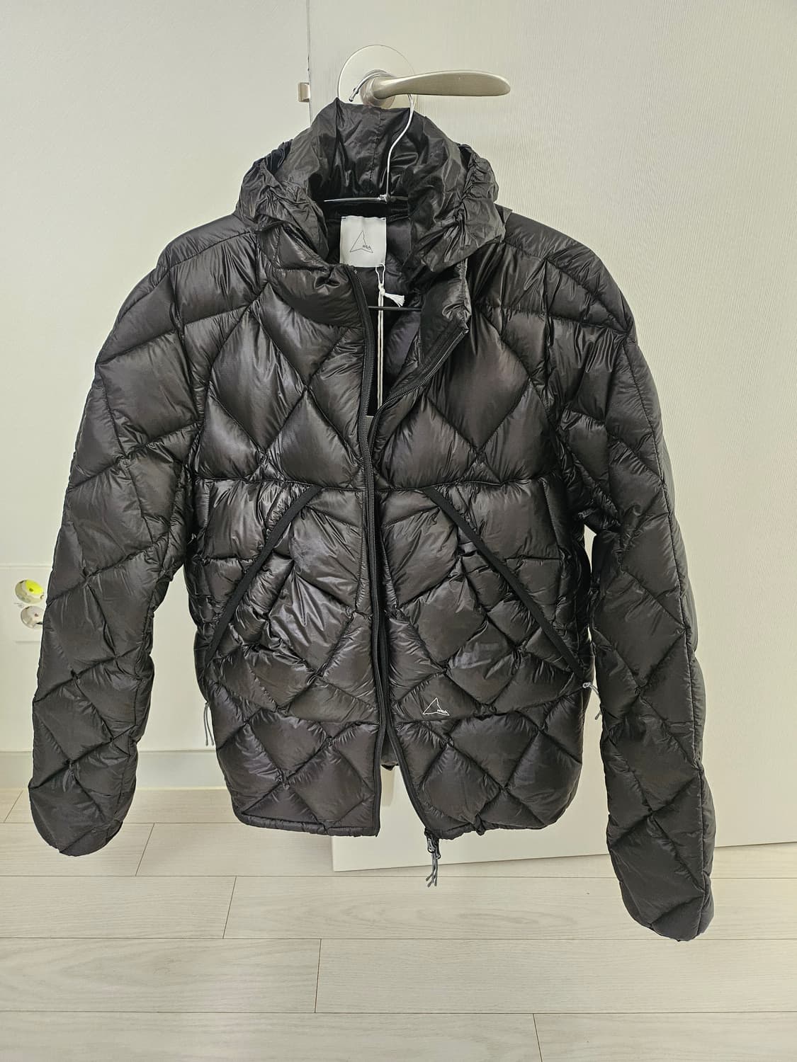 로아 ROA 라이트 다운 자켓 M 사이즈 상품이미지1