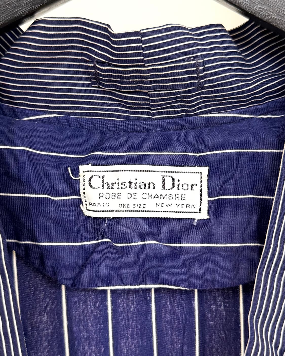 크리스찬 디올 네이비 스트라이브 드래싱 가운 상품이미지7