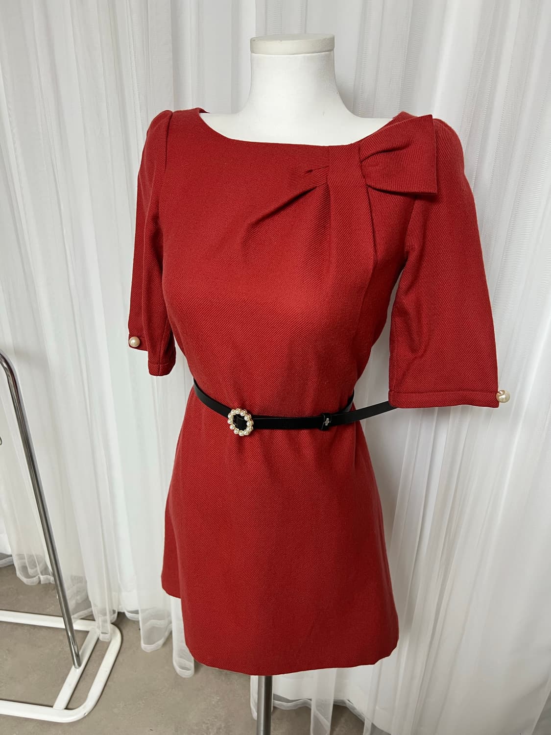 리본 포인트 딥레드 진주버튼 원피스 파티룩 상품이미지7