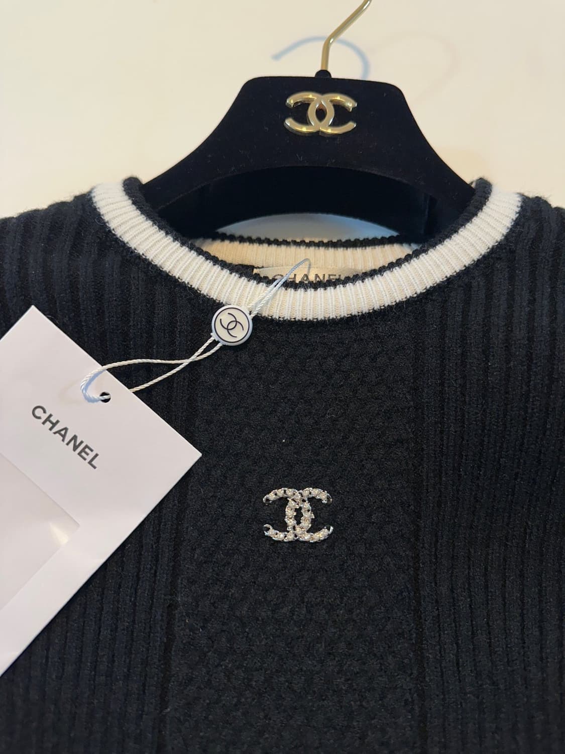 (새상품)샤넬니트티 상품이미지3