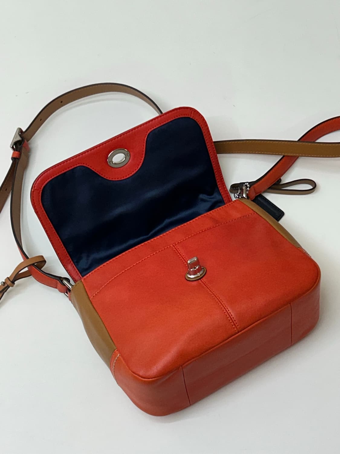 Coach 코치 파크 컬러 블록 바이올렛 크로스바디 숄더백 상품이미지5