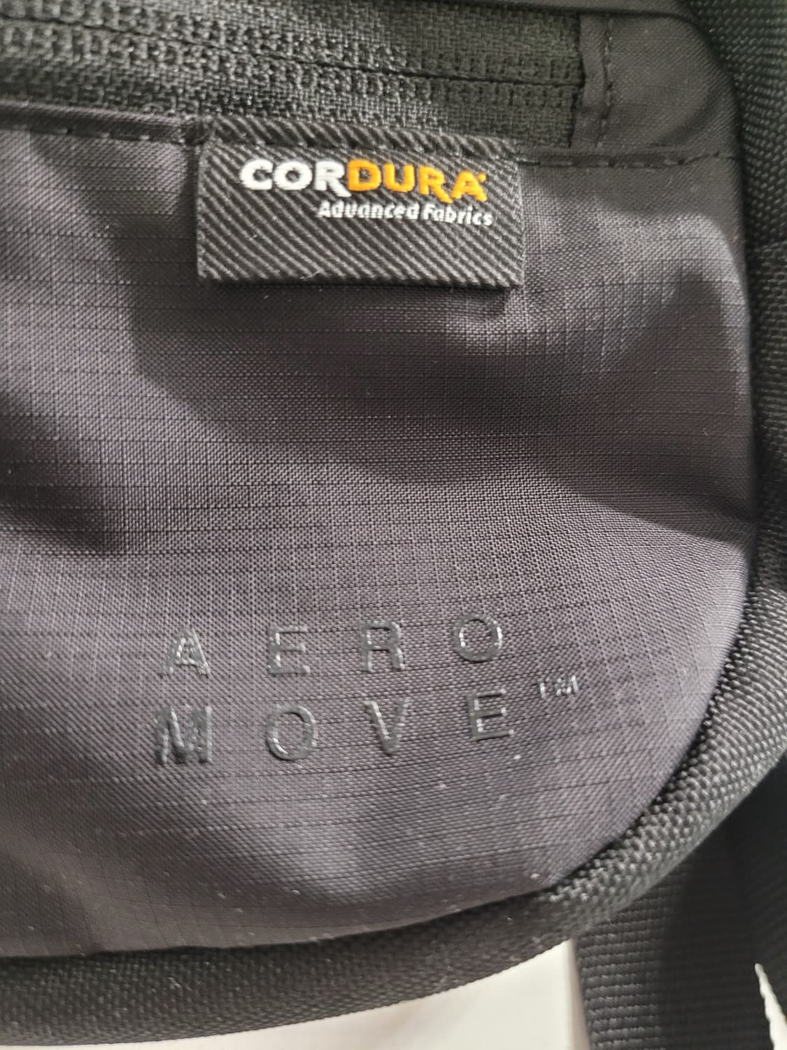 🏃‍♂️ 가볍게, 더 멀리!  '무탠다드 에어로무브 코듀라 힙쌕 상품이미지3