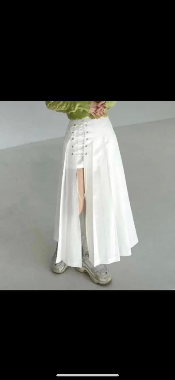 체리퀴리 아일렛 롱스커트 화이트 1사이즈 상품이미지1