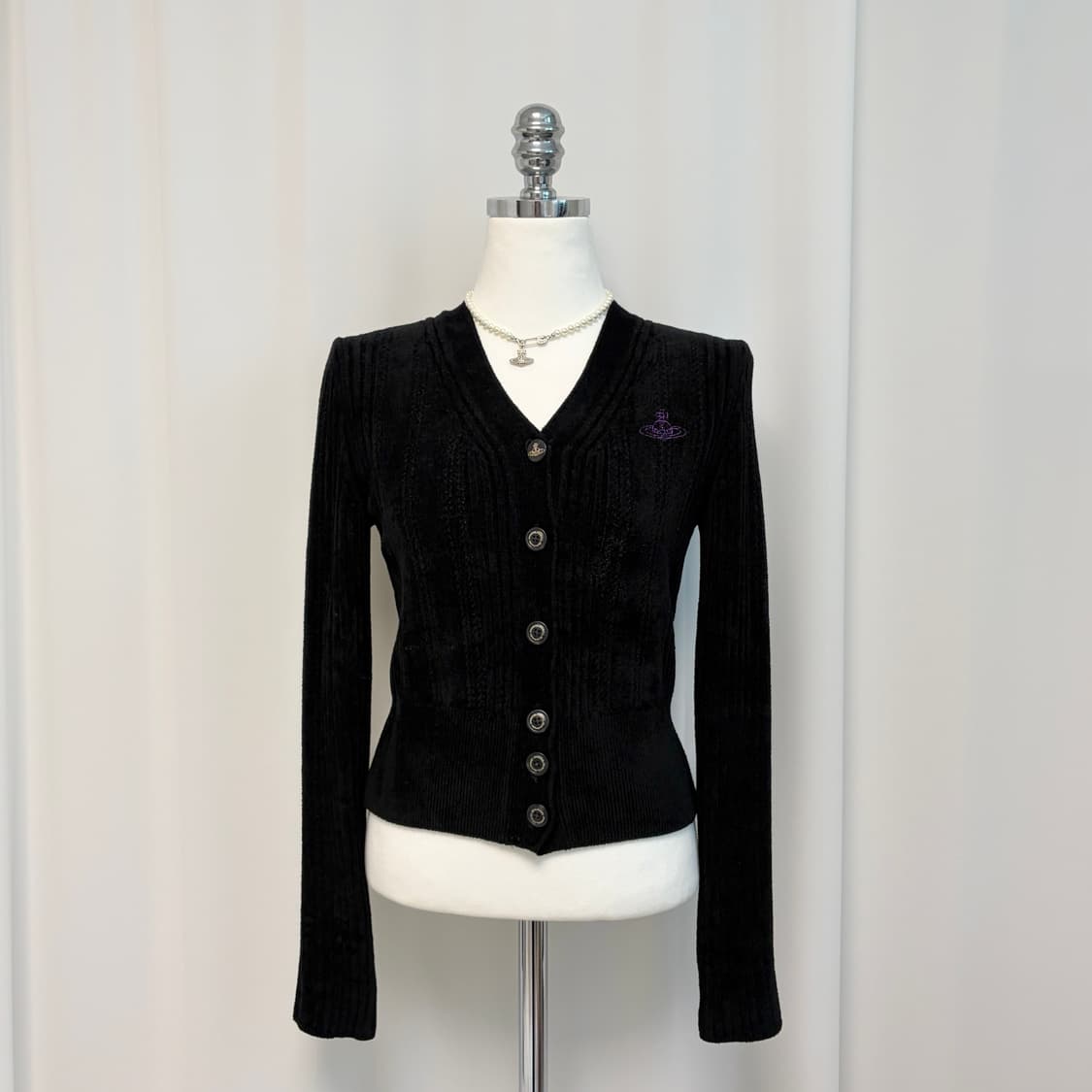 비비안웨스트우드 슬림핏 골지 가디건-블랙 상품이미지2
